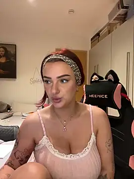 OliviaaFischer online show from 04-17-26, 07:49