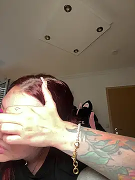 OliviaaFischer online show from 05-31-26, 02:12