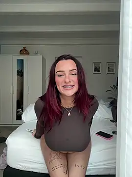 OliviaaFischer online show from 03-30-26, 05:47