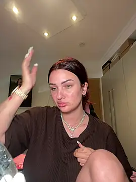 Snapshot of OliviaaFischer chatting on 06-15-26, 03:34 OliviaaFischer online show from 06-15-26, 03:34