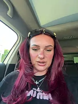 Snapshot of OliviaaFischer chatting on 07-11-26, 05:24 OliviaaFischer online show from 07-11-26, 05:24