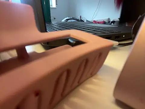 OliviaaFischer online show from 02-19-26, 10:45