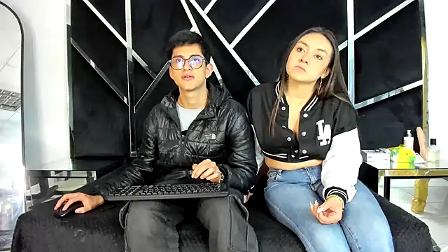 Noa Arez online show from 10-08-25, 05:53