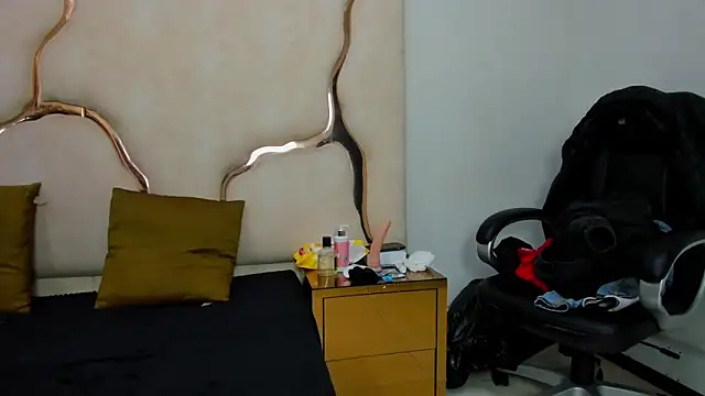 Noa Arez online show from 09-11-25, 03:17