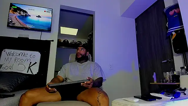 Andrew Johnnson online show from 12-20-25, 05:27