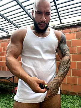 Andrew Johnnson online show from 10-20-25, 02:06