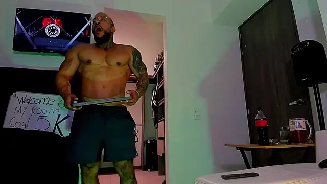 Andrew Johnnson online show from 09-25-25, 04:35