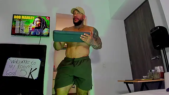 Andrew Johnnson online show from 09-26-25, 05:20