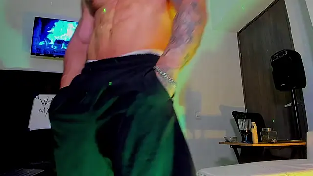 Andrew Johnnson online show from 09-16-25, 06:09