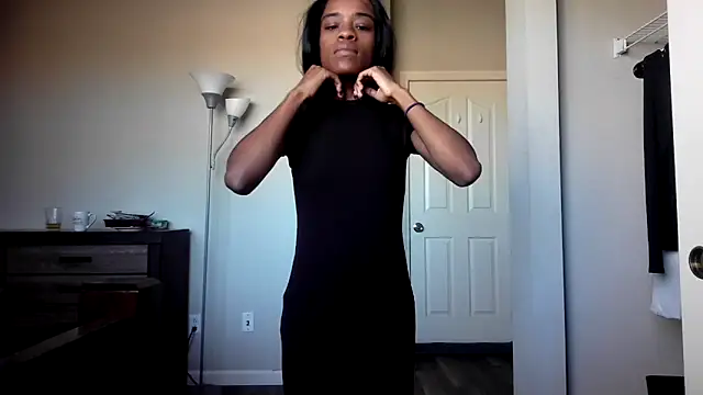 Marlowlovee online show from 10-08-25, 05:13