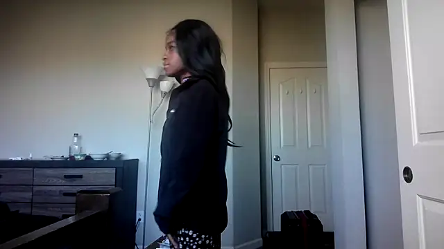 Marlowlovee online show from 10-01-25, 03:05