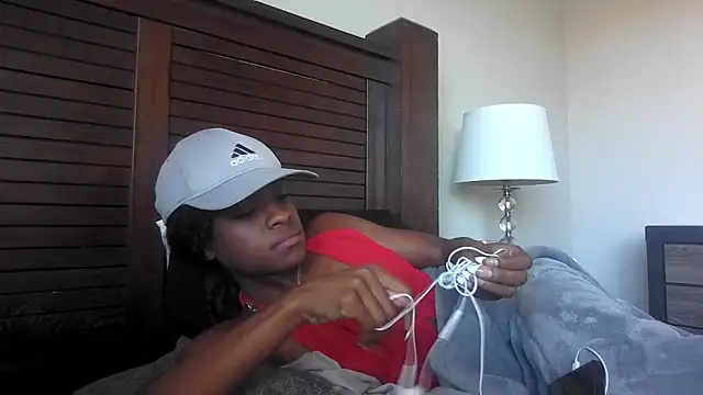 Snapshot of Marlowlovee chatting on 01-16-26, 04:55 Marlowlovee online show from 01-16-26, 04:55
