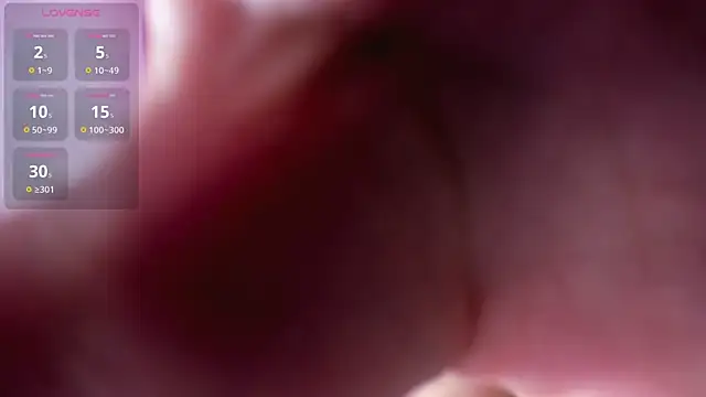  laaura  online show from 09-10-25, 05:12