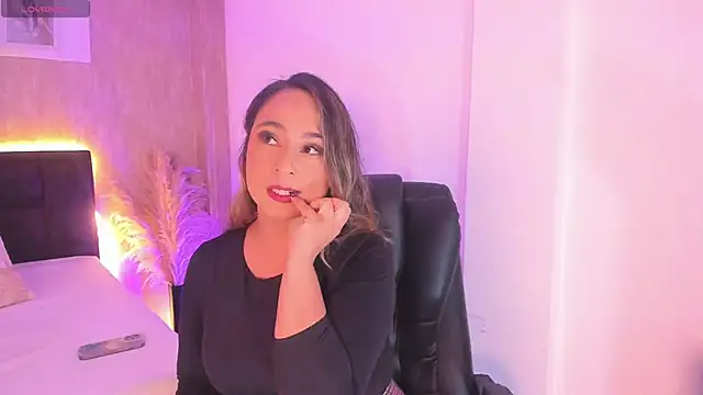 Snapshot of jessica_hotxxx chatting on 11-15-25, 02:10 jessica hotxxx online show from 11-15-25, 02:10