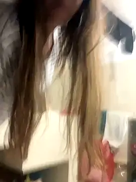 emma hot2006 online show from 12-04-25, 11:15