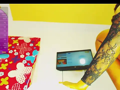 Sara hot12112 online show from 09-11-25, 11:54