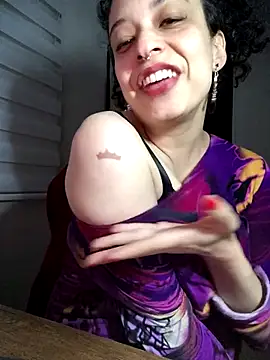 miss carmila1 online show from 11-07-25, 01:43