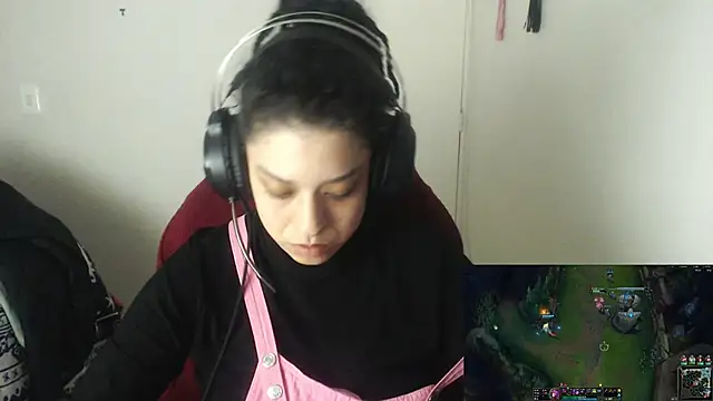 miss carmila1 online show from 10-31-25, 11:11