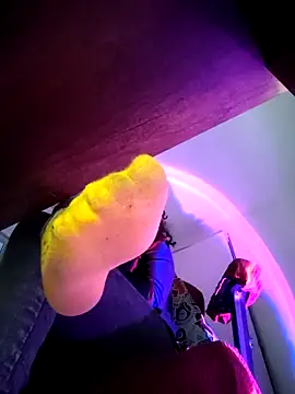 miss carmila1 online show from 03-12-26, 11:20