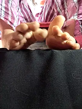 miss carmila1 online show from 04-11-26, 06:22