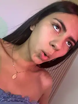 Snapshot of LilybethGray chatting on 02-05-26, 01:12 LilybethGray online show from 02-05-26, 01:12