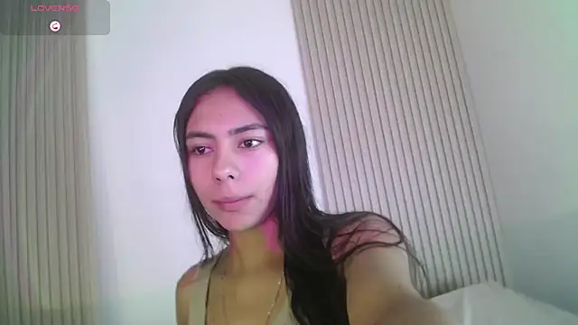 Snapshot of LilybethGray chatting on 09-16-25, 03:24 LilybethGray online show from 09-16-25, 03:24