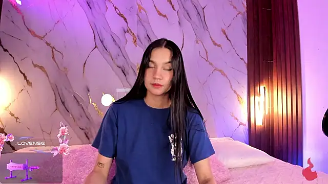 Emmiicute online show from 02-19-26, 08:28