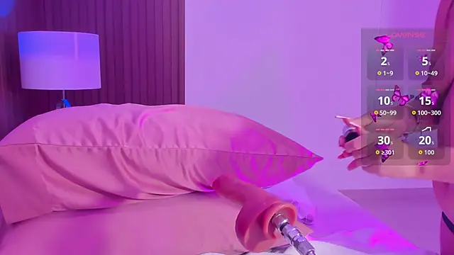 Snapshot of eimy_jones_ chatting on 04-05-26, 01:12 eimy jones online show from 04-05-26, 01:12