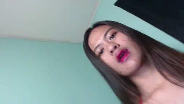 Snapshot of SexywildDanica chatting on 11-12-25, 09:40 SexywildDanica online show from 11-12-25, 09:40