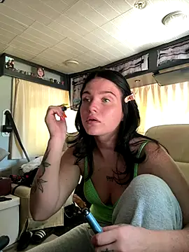 Snapshot of sexyLexii2002 chatting on 09-12-25, 04:18 sexyLexii2002 online show from 09-12-25, 04:18