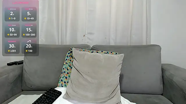carolinefantasy  online show from 04-28-26, 01:59