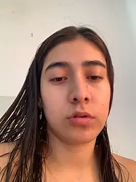 Snapshot of miaftmax chatting on 11-09-25, 02:21 miaftmax online show from 11-09-25, 02:21