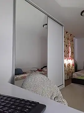 merlyn4 online show from 12-02-25, 10:39