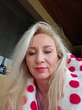 merlyn4 online show from 11-08-25, 12:20