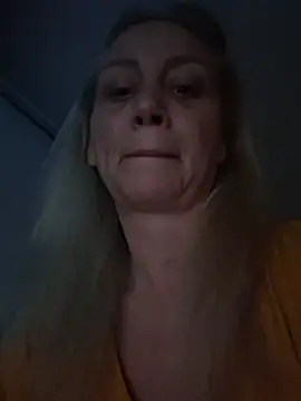 merlyn4 online show from 11-28-25, 08:47