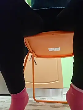 merlyn4 online show from 11-21-25, 09:52