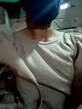 priyastrip314 online show from 10-04-25, 03:35