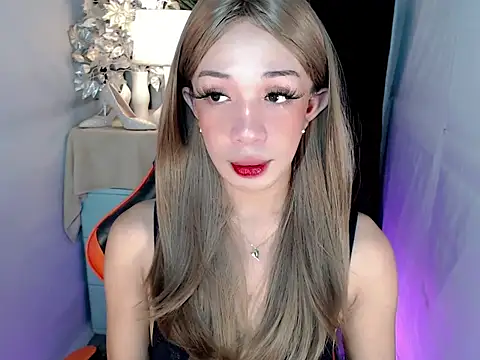 Snapshot of urgirl_maria chatting on 09-23-25, 07:04 urgirl maria online show from 09-23-25, 07:04