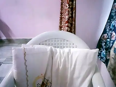 Snapshot of jannu6482 chatting on 09-28-25, 05:36 jannu6482 online show from 09-28-25, 05:36