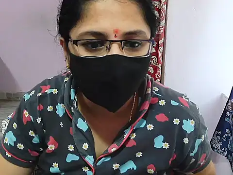 Snapshot of jannu6482 chatting on 10-22-25, 08:47 jannu6482 online show from 10-22-25, 08:47