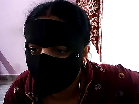 Snapshot of jannu6482 chatting on 09-15-25, 09:21 jannu6482 online show from 09-15-25, 09:21