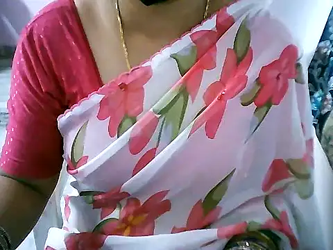 Snapshot of jannu6482 chatting on 09-27-25, 07:58 jannu6482 online show from 09-27-25, 07:58