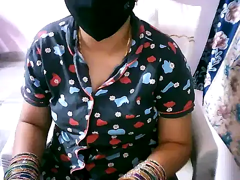 Snapshot of jannu6482 chatting on 09-26-25, 03:30 jannu6482 online show from 09-26-25, 03:30