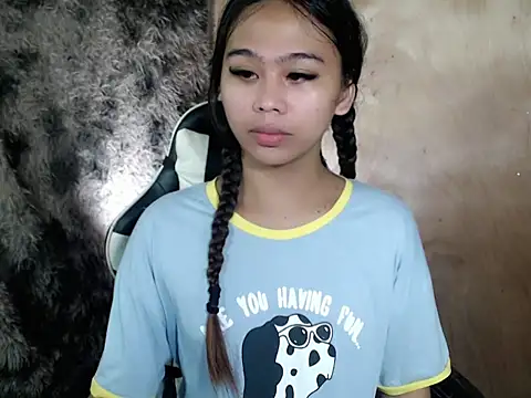 sweety kyrah18 online show from 02-26-26, 01:00