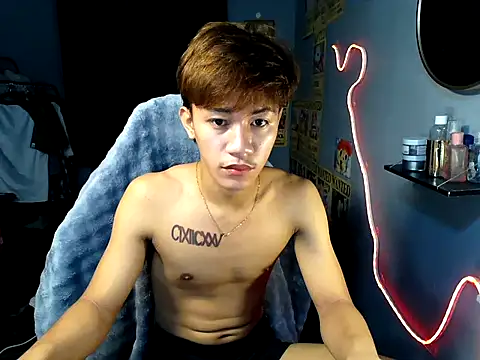naughtyboyloy 0 online show from 07-29-26, 12:54