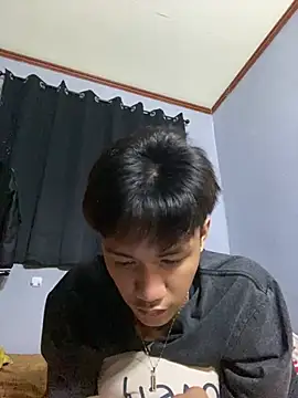 naughtyboyloy 0 online show from 04-19-26, 03:46
