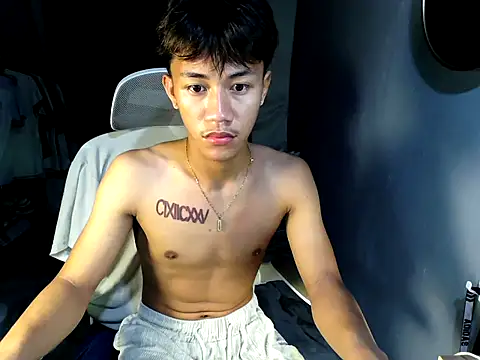 naughtyboyloy 0 online show from 05-06-26, 09:41