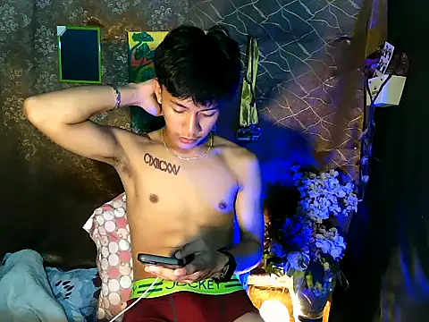 naughtyboyloy 0 online show from 09-09-25, 09:41