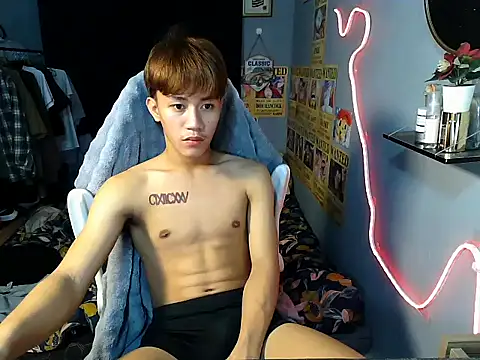 naughtyboyloy 0 online show from 07-12-26, 07:15