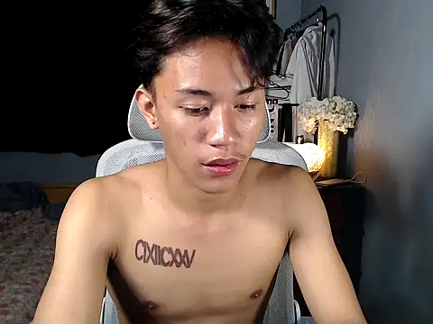 naughtyboyloy 0 online show from 01-07-26, 06:02